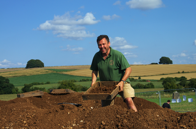 Laurence, Owner of Oldbury Tours On the West Kennet Avenue excavations in 2014